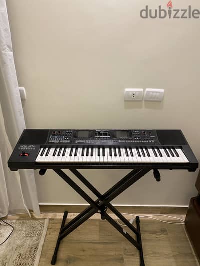 Roland E-A7 Arranger Keyboard