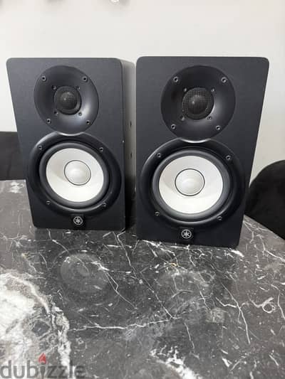 Yamaha HS5i (Pair) - Studio Monitors - GOOD AS NEW! سماعات ياماها