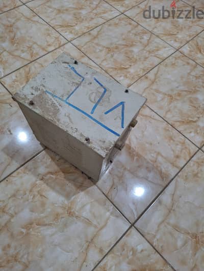 محول صناعي ايطالي  ٢٢٠ الي ٤٨٠  / ٣ فاز ٦٠ هرتز / ١٥ كيلو فولت
