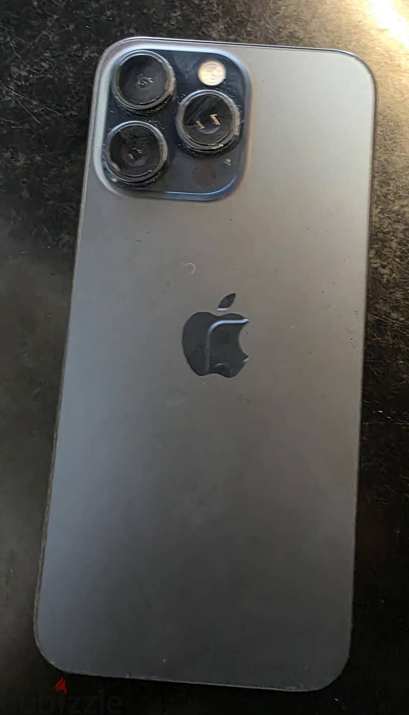 Apple - iPhone 15 Pro Max 8