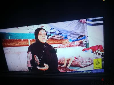 شاشة الجى برسيفر داخلى بلزقها ٣٢ بوصة بحالة ممتازة