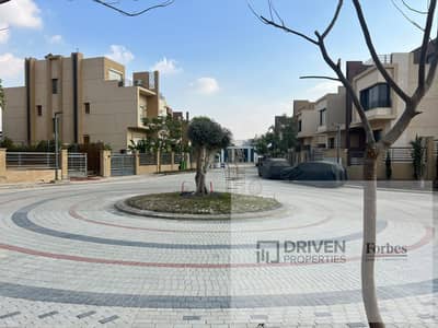 Largest Twin House for Sale in Alma Compound Sheikh Zayed Ready to Move Hyper One 1th District