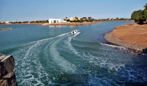 Luxury chalet for sale, fully furnished in El Gouna - West Golf 2, in a prime location just about 5 minutes from Downtown.