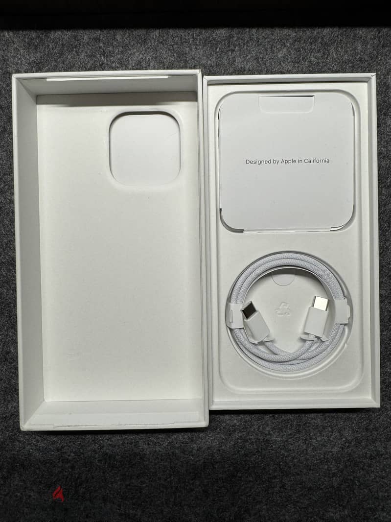 iPhone 15 Pro Max 5