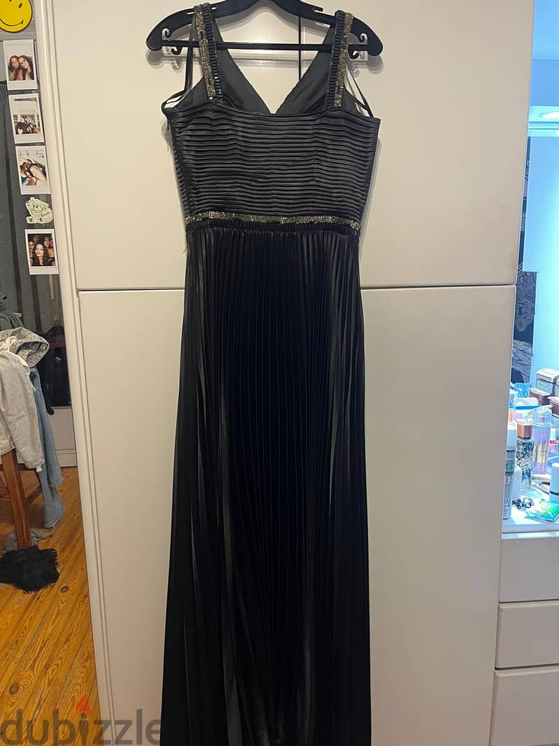 Black dress 2