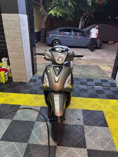 Sym st