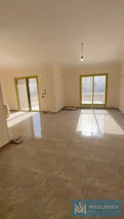duplex 245m + garden 225m 80% finished prime location ready to move lavenir mostakbal city next to madenity