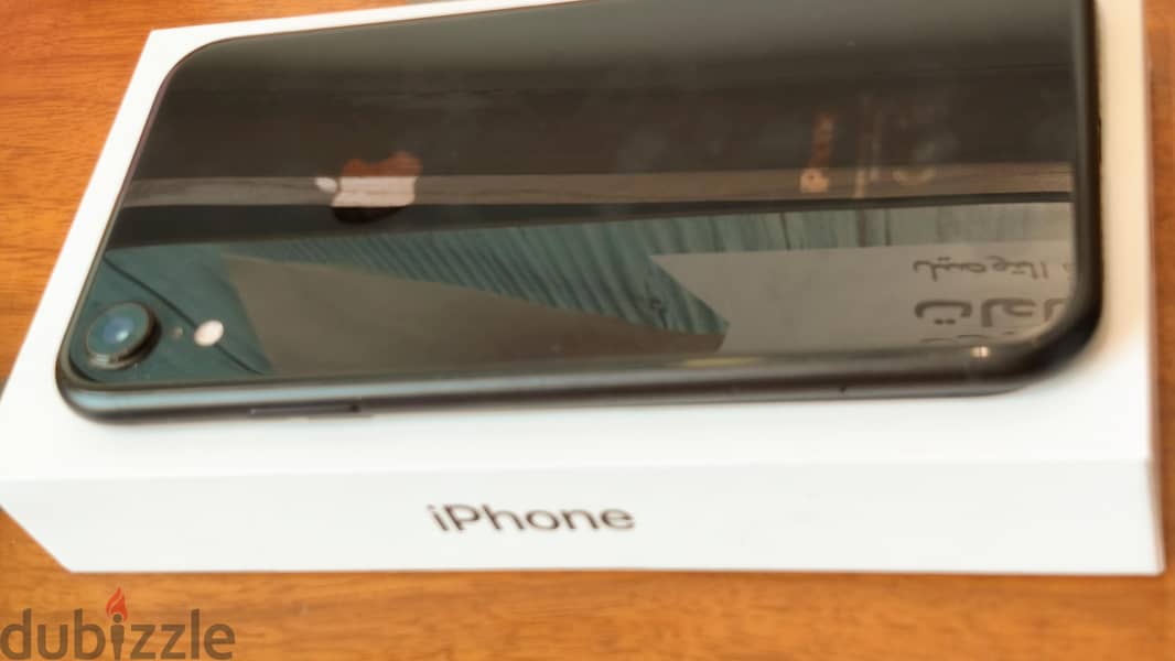 Apple - iPhone XR 6