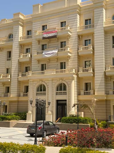 Take immediate delivery of your fully finished apartment in an Italian-style compound in the heart of the New Administrative Capital, with an installm