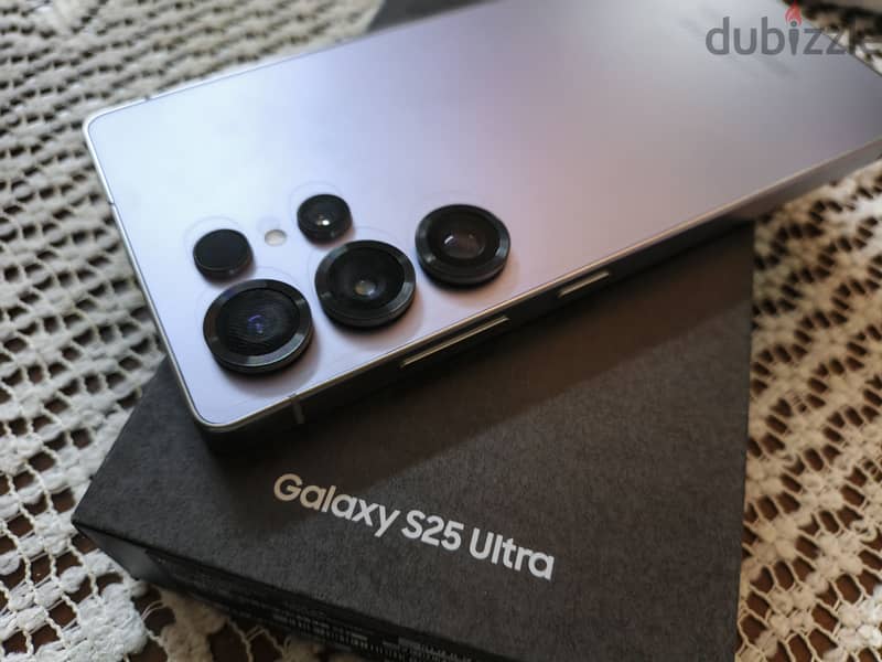 Samsung S25 Ultra asnew 3