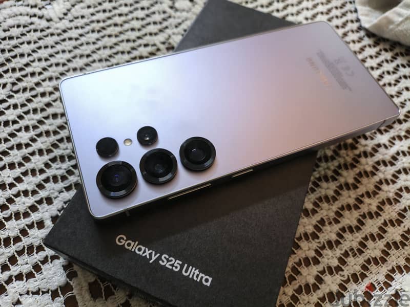 Samsung S25 Ultra asnew 4