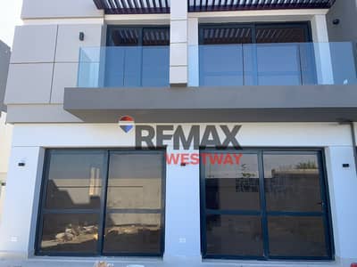 توين هاوس للإيجار ) في باتيو زهراء (مجمع لافيستا)Twin house For Rent  Patio zahraa ( Lavista compound).