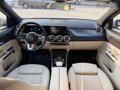 Mercedes-Benz GLA 200 2021
