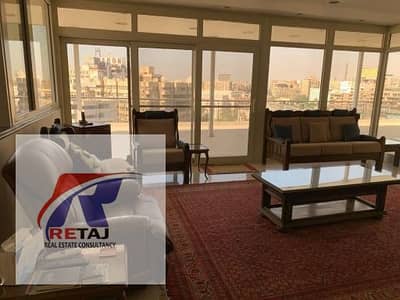 شقة للبيع مسجلة شهر عقاري في شارع المرغني الرئيسي – مصر الجديدة | 440م | دور عاشر  شقة رووف بمساحة كبيرة في شارع المرغني الرئيسي بمصر الجديدة، تتميز ب
