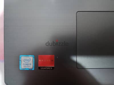 Lenovo core i5 gen 8 2 graphics card