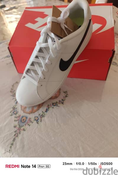 nike brand new sneakers