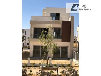 ستاندالون فيلا ( TYPE M) 255 م للبيع باقل سعر فى السوق فى موقع مميز فيو لاند سكيب في بالم هيلز، القاهرة الجديدة.