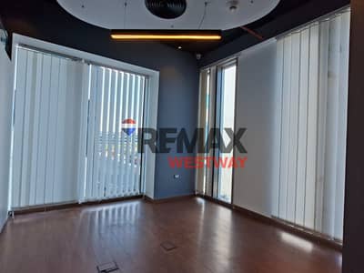 مكتب للايجار متشطب بالتكيفيات علي المحور مباشره بارك استريت - Office for rent, finished with air conditioning, directly on the main road  Park Street