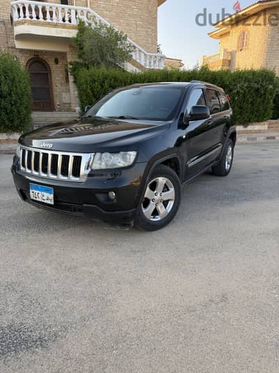 جيب جراند شيروكى 2012