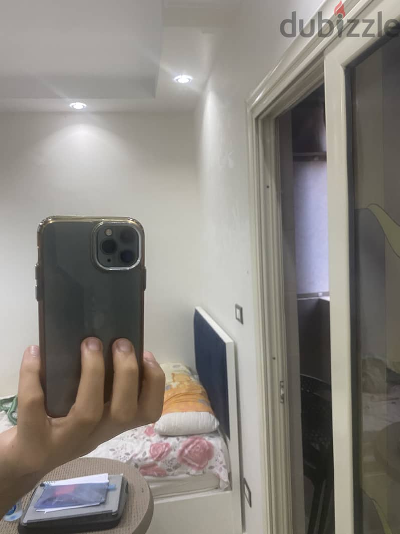 Apple - iPhone 11 Pro 2