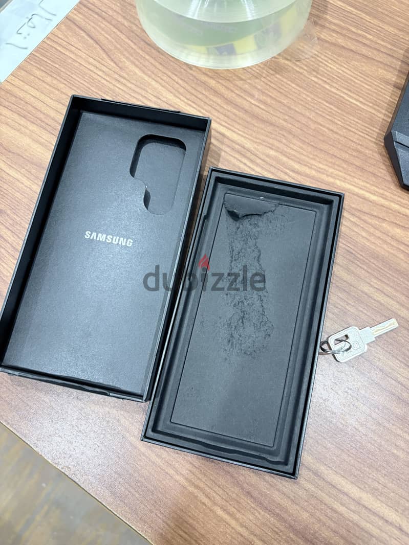 Samsung S23 Ultra 2