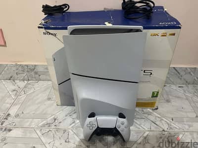 PlayStation 5 slim استخدام بسيط