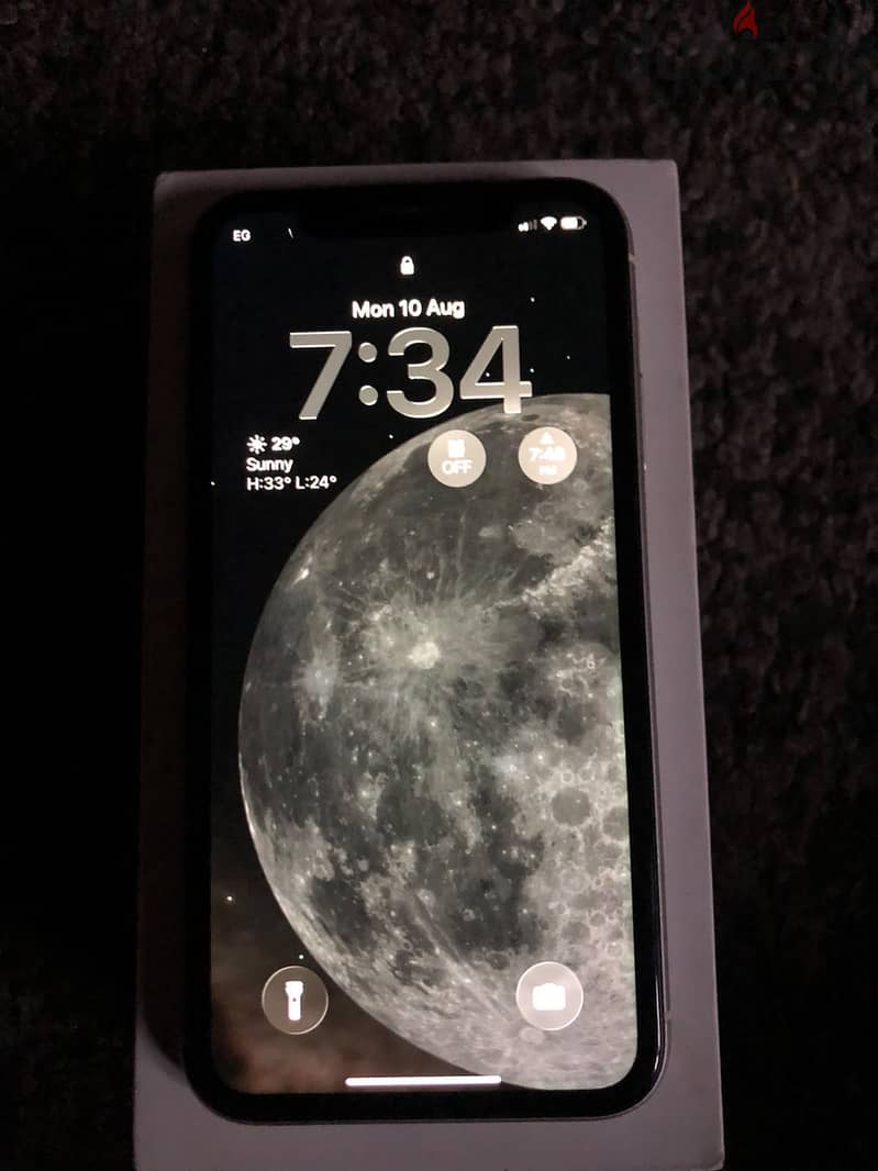 Apple - iPhone 11 4