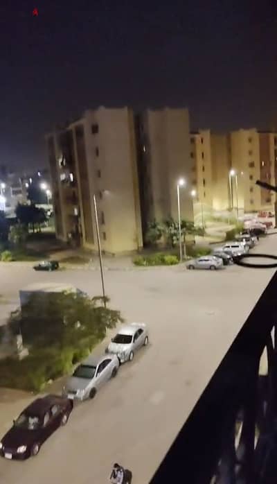 شقة مميزة للبيع بالإسكان الاجتماعي – مدينة الشروق