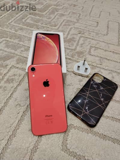 iphone XR 128g بحاله الجديد