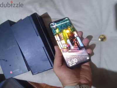 Huawei Mate 20 Pro حالته جيده جدا