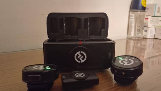 HOLLYLAND LARK M2 LAVAIER WIRELESS BLUETOOTH MICROPHONE