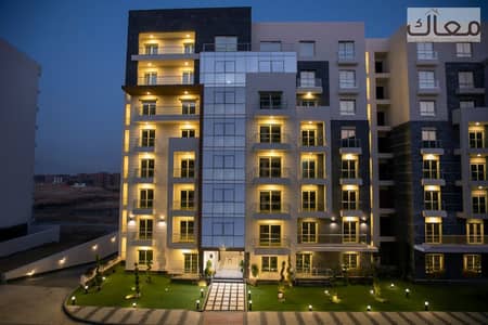 Apartment immediate receipt inside compound 193m with 60% cash discount, fully furnished