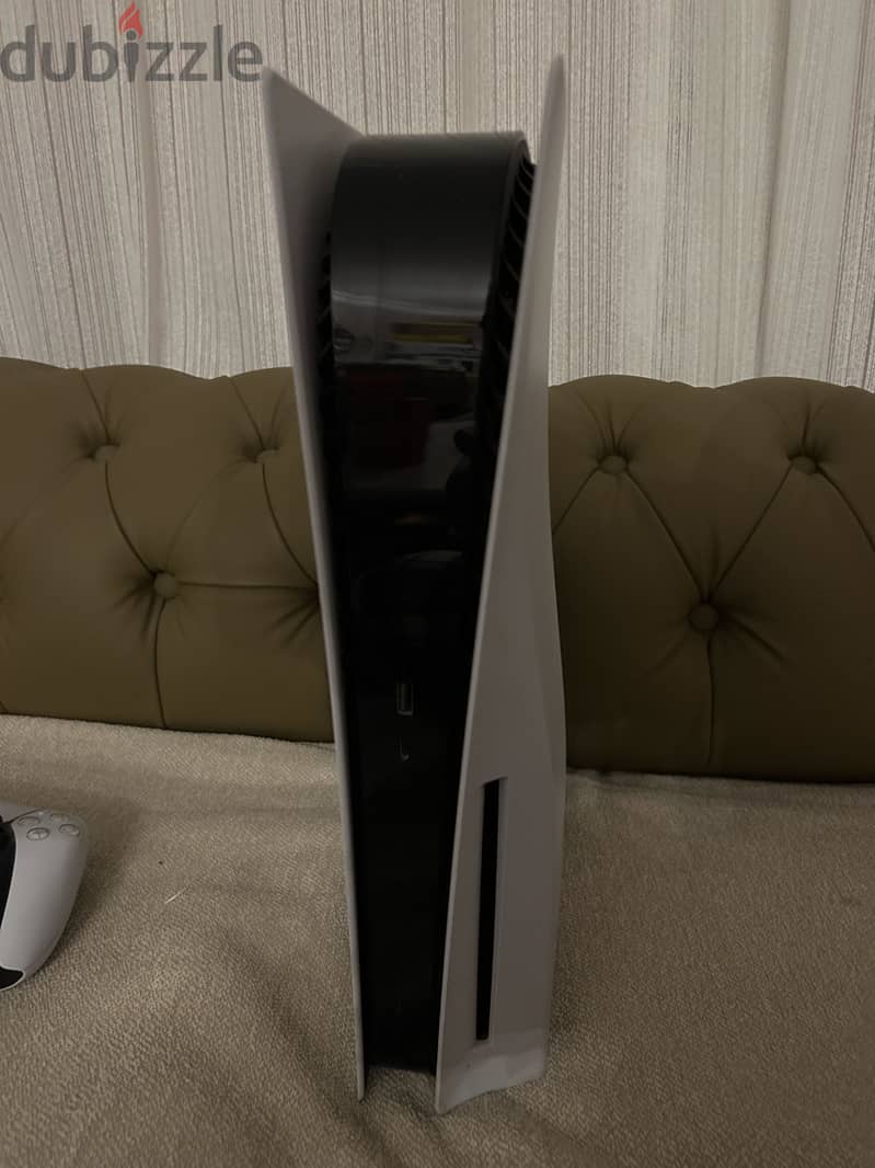 PlayStation 5 PS5 disc Edition + 2 controller+ FC26 1