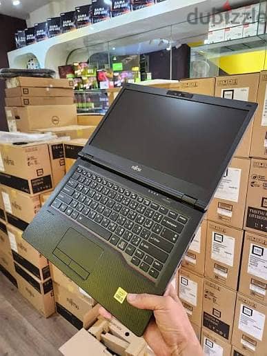 · مش أي لابتوب . . . ده Fujitsu LifeBook E5410 – i5 جيل عاشر 