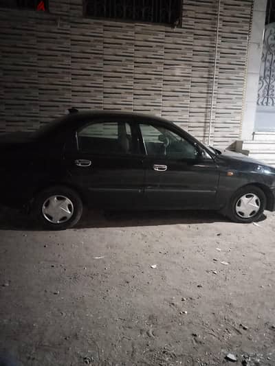 دايو لانوس 2005