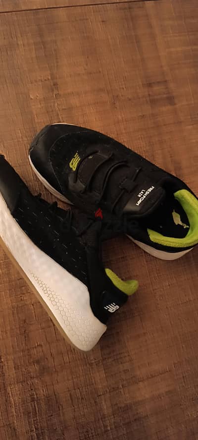 كوتشي new balance مقاس 27.5