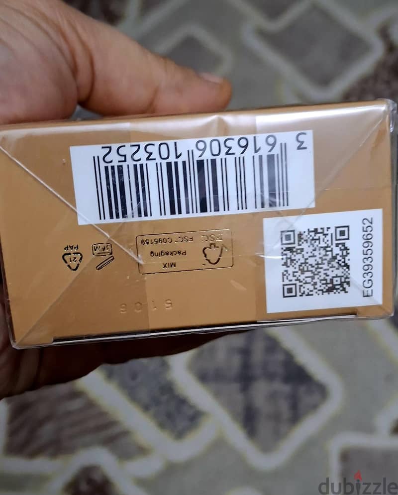 Burberry Gold 2
