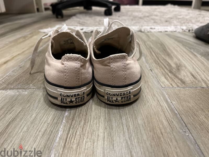 pink original converse in great condition 6