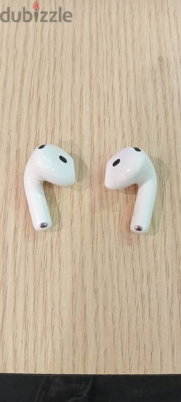 Apple AirPods 4 ANC 2