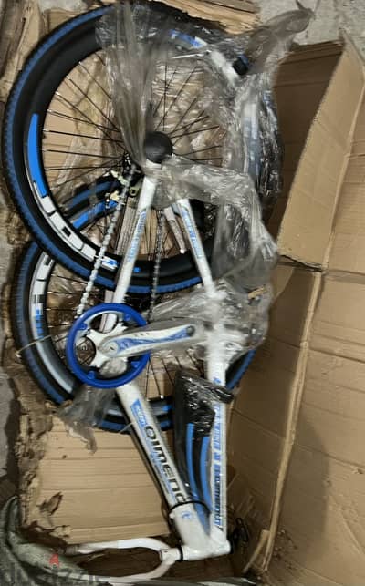 عجله جديده  مقاس 26 inch