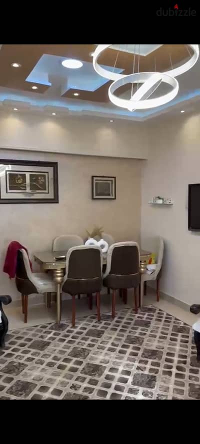 شقه للايجار في زهراء المعادي بيتشو