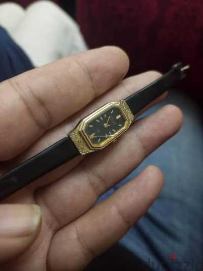 ساعه  ياباني