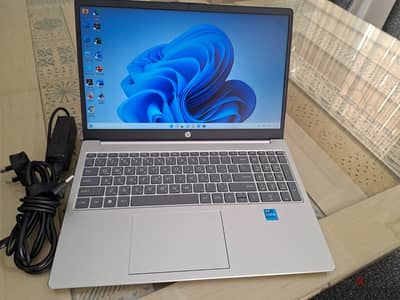 Never used HP 15.6 inch 16G RAM 512G SSD Intel i5-13th Win 11 Pro (1)