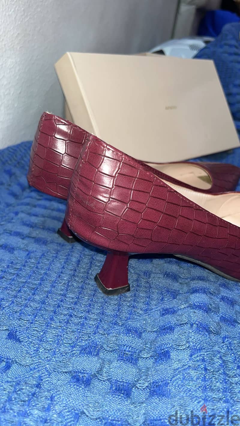 Heels 1