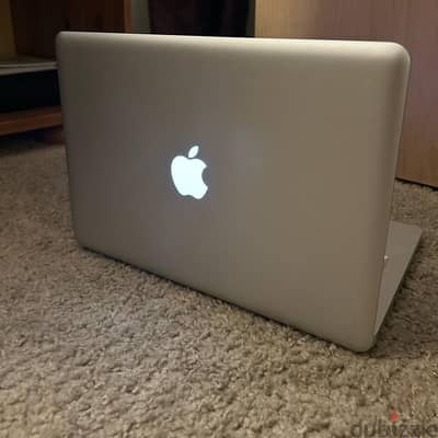 MacBook Pro 13" | 16GB RAM | 256GB SSD | macOS Sequoia