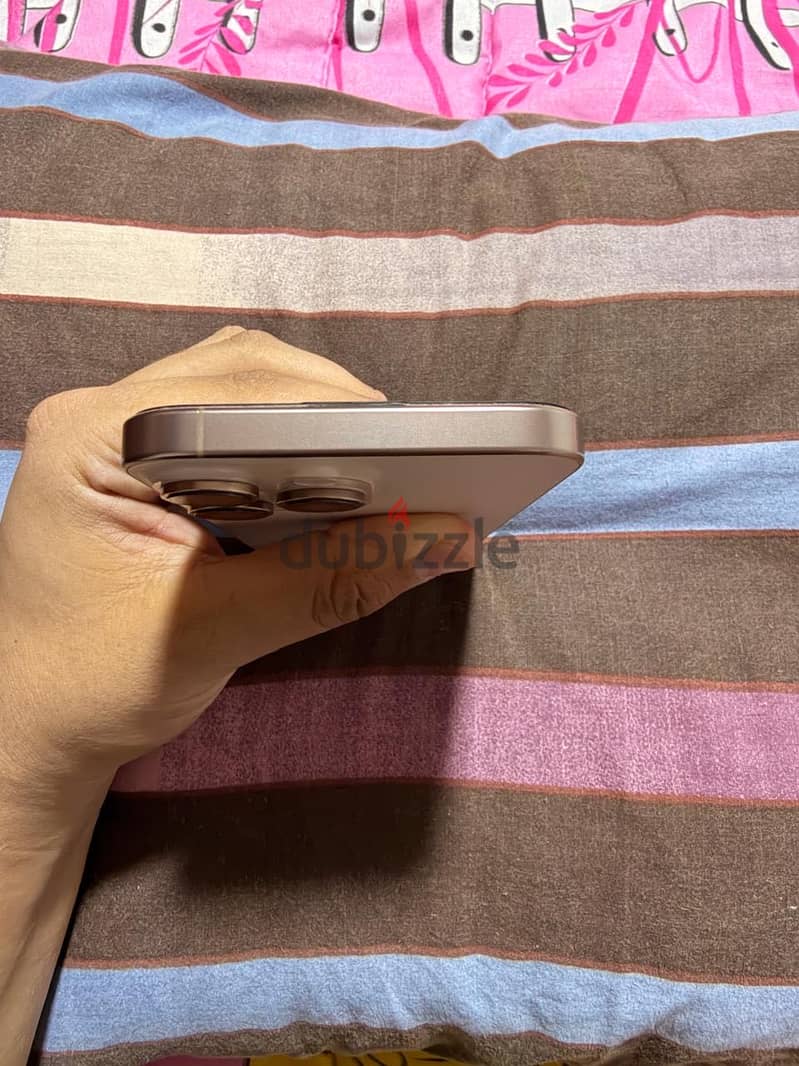 Apple - iPhone 16 Pro Max 6