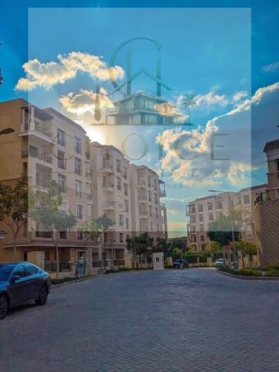 3-bedroom apartment with a view of the swimming pool and landscape, at the lowest price on the market. Resale from the owner in Sarai Compound, prime