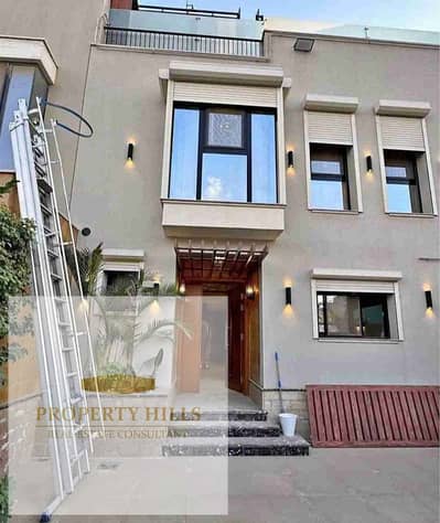 Fully finished Villa superlux for sale infront of sodic east with best price and private parking for two cars and private pool  • Unit Type: standalone villa • Built-up Area: 208 m²   Project Features:  Modern designs and premium finishes  Vast green area