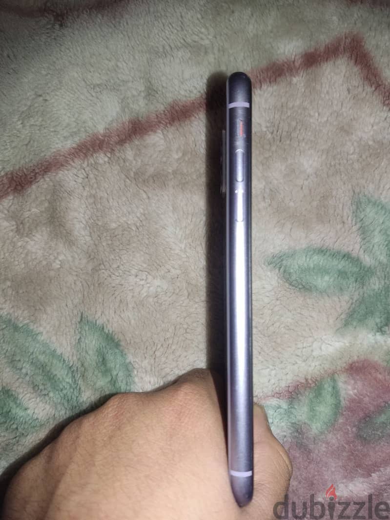 Apple - iPhone 11 5