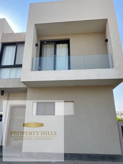 Villa for Sale in Al Burouj, 4 Bedrooms, in a Prime Location with a Discount of Up to 50% for a Limited Time